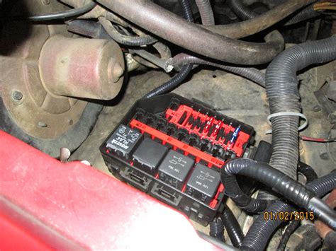 where is the power distribution box on a 2002 superduty